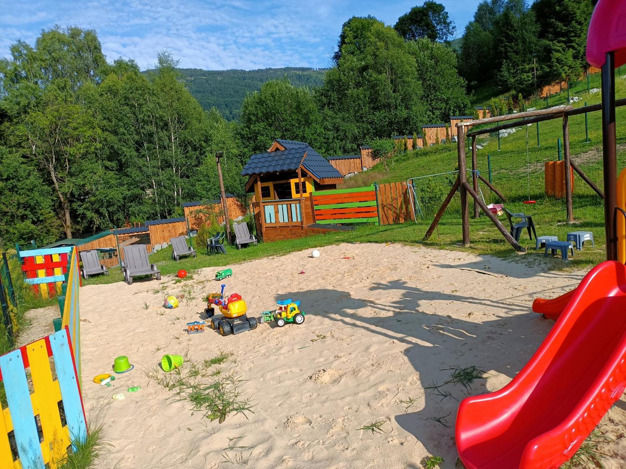 Udany Villa Apartament Щирк Екстериор снимка
